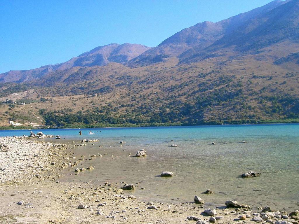 Lake Villas II Mouríon 外观 照片